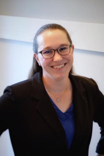 Coach Megan King, Certified Parent Focus Coach and parent brain expert, created a 5-Minute reflection to calm the chaos, reconnect with yourself, and remember what’s working